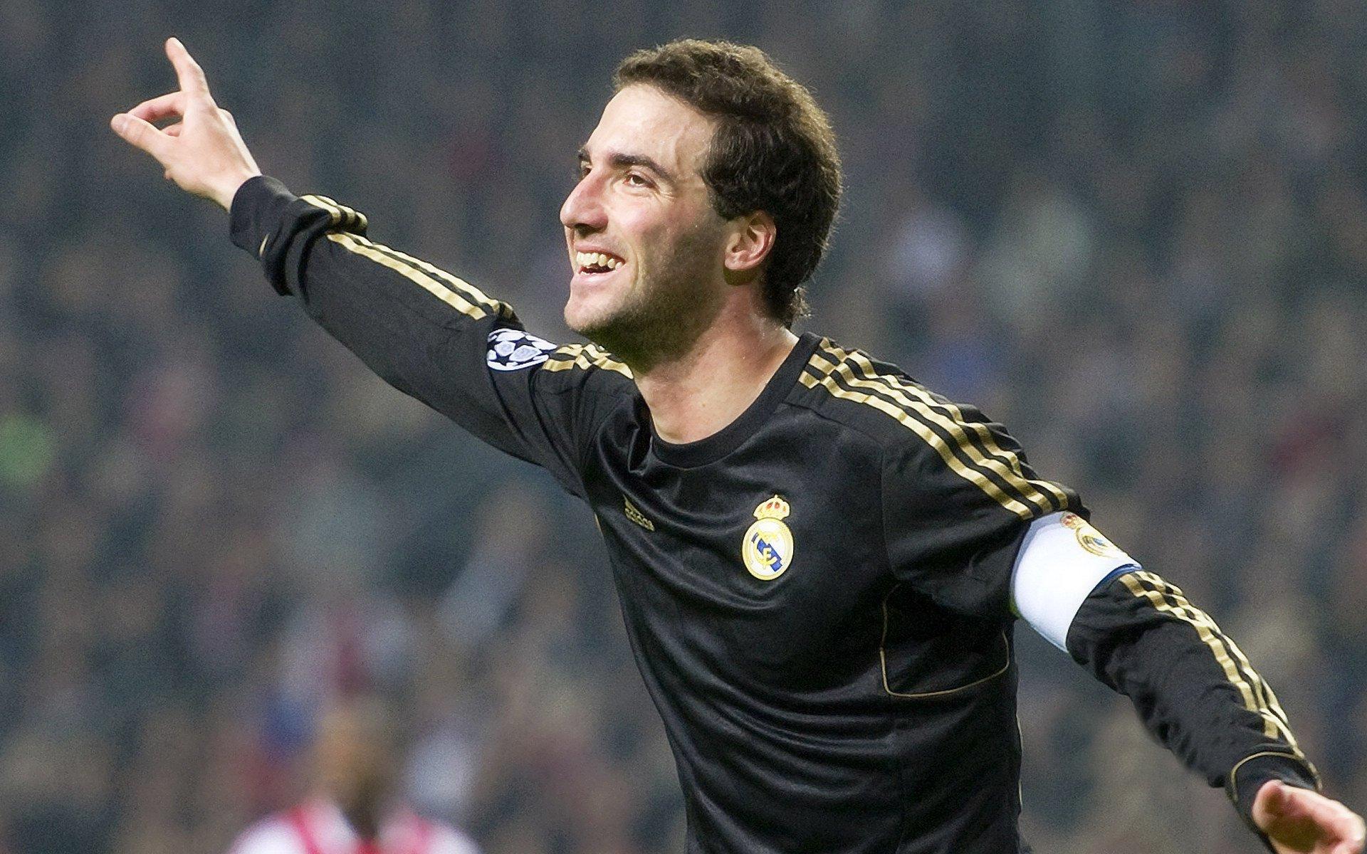 汤普森复出之路遇阻 迈尔斯坦言,他怀念比赛但需克服障碍